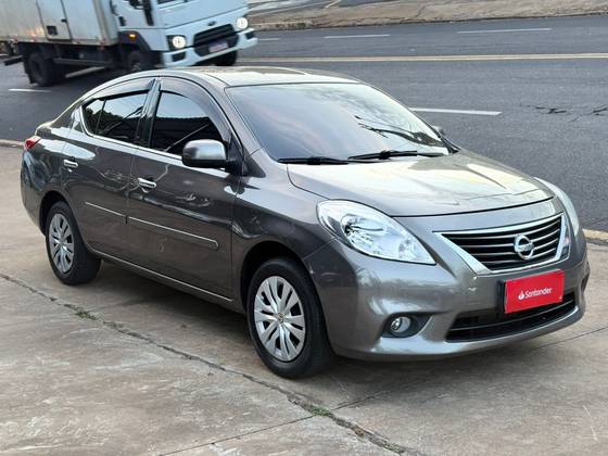 NISSAN VERSA 1.6 16V FLEX SV 4P MANUAL